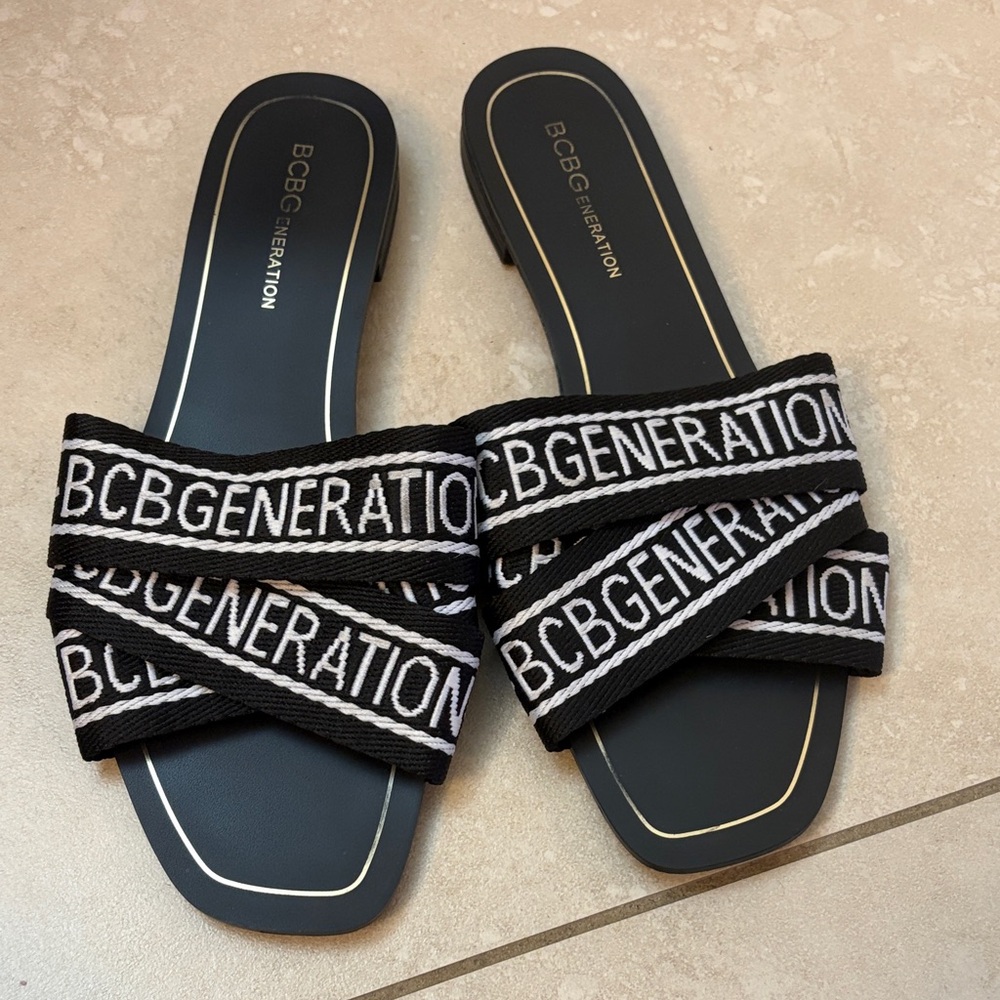 BCBGeneration Monochrome Logo Slide Sandals